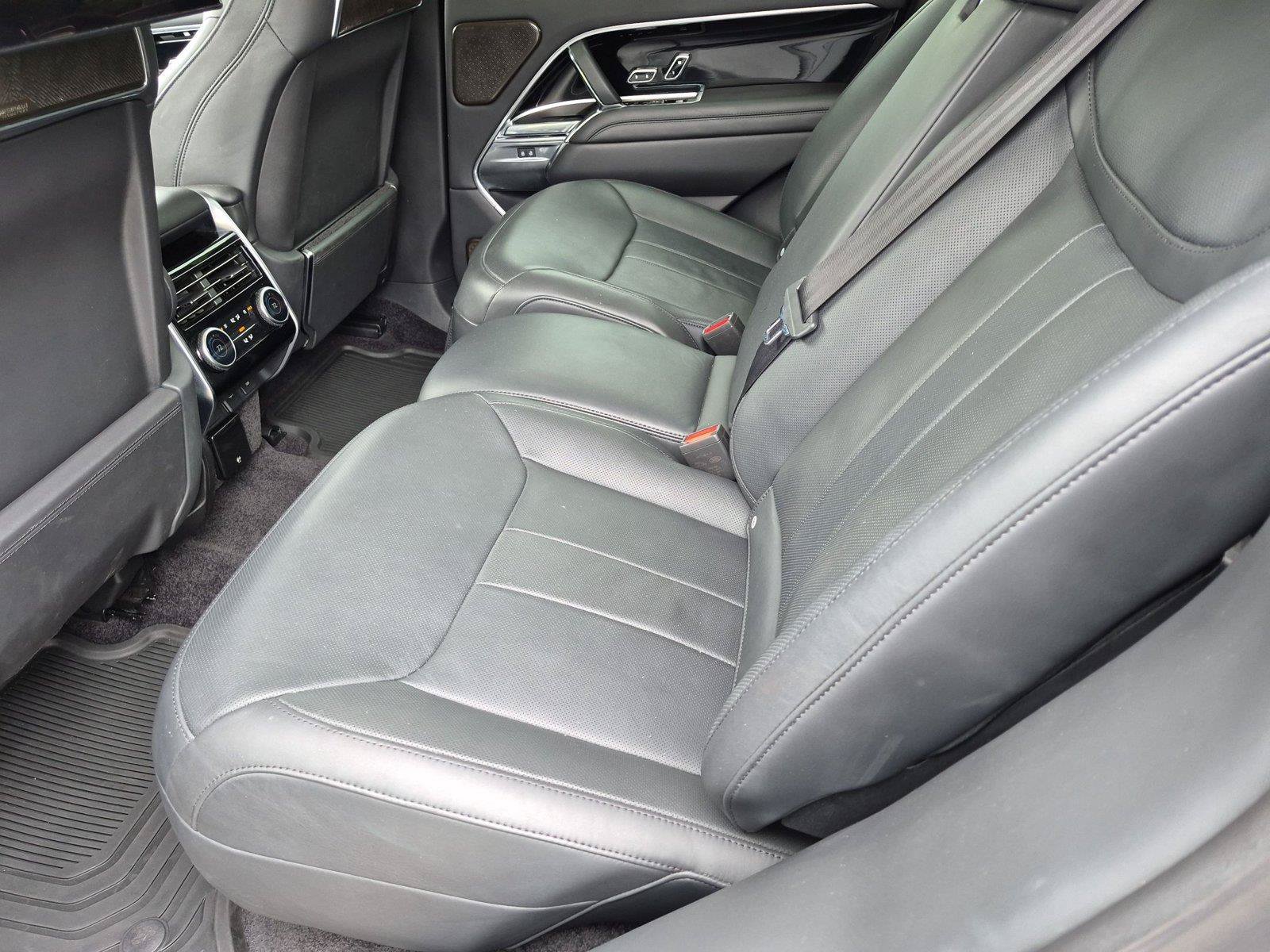 Used 2023 Land Rover Range Rover Autobiography AWD/4WD image 33