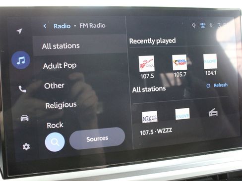 Used 2025 Toyota 4Runner TRD Off-Road Premium AWD/4WD image 39