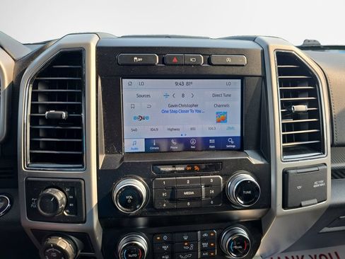 Used 2020 Ford F150 Lariat w/ Equipment Group 502A Luxury AWD/4WD image 22