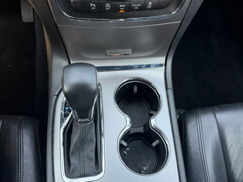 Used 2018 Jeep Grand Cherokee Limited AWD/4WD image 26