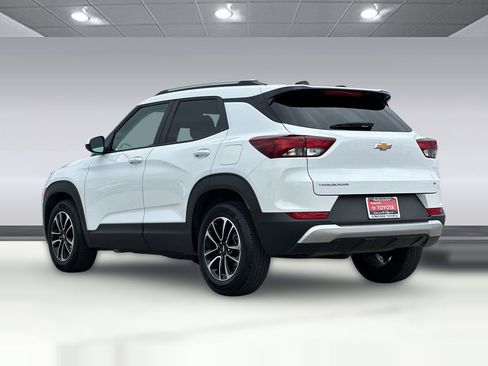 Used 2025 Chevrolet TrailBlazer LT image 7