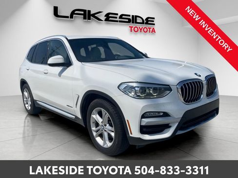 Used 2018 BMW X3 xDrive30i image 9