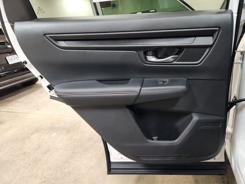 Certified 2025 Honda CR-V Sport image 24