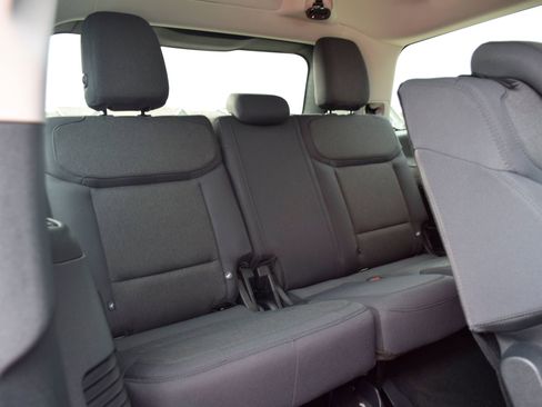 New 2026 Ford Expedition Active image 23