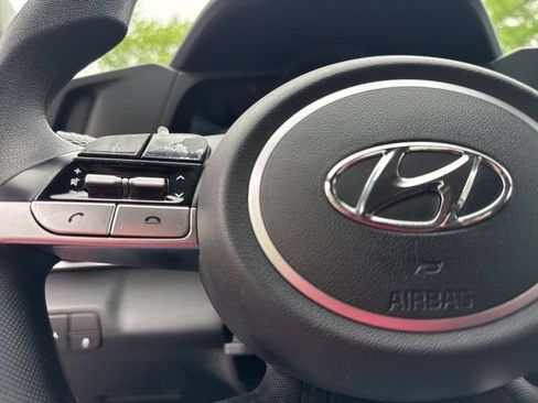 Used 2023 Hyundai Elantra SEL FWD image 34