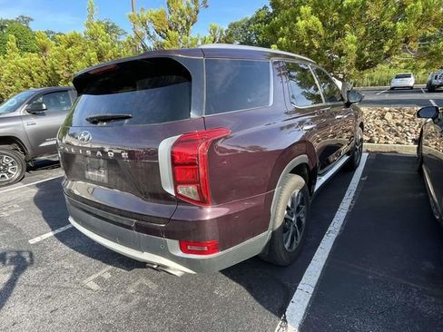 Used 2022 Hyundai Palisade SEL FWD image 13