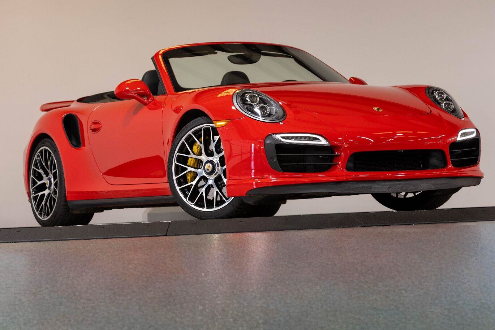 Used 2015 Porsche 911 Turbo S AWD/4WD image 45