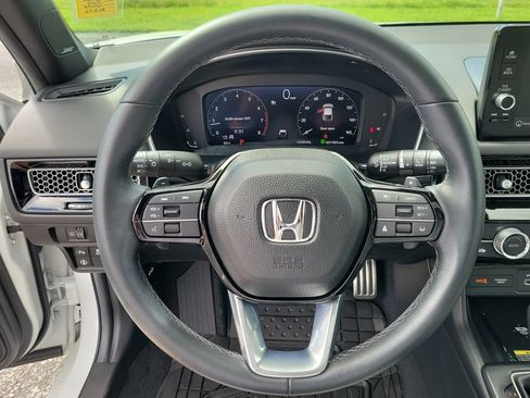 Used 2024 Honda Civic Sport Touring image 12