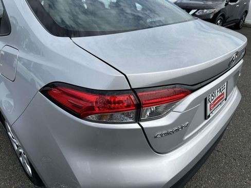 Used 2024 Toyota Corolla LE FWD image 9