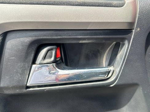 Used 2015 Toyota 4Runner SR5 RWD image 8