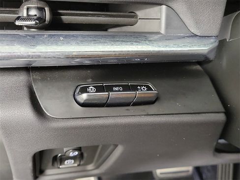 Used 2020 Chevrolet Corvette Stingray Preferred Cpe w/ 2LT Preferred Equipment Group image 29