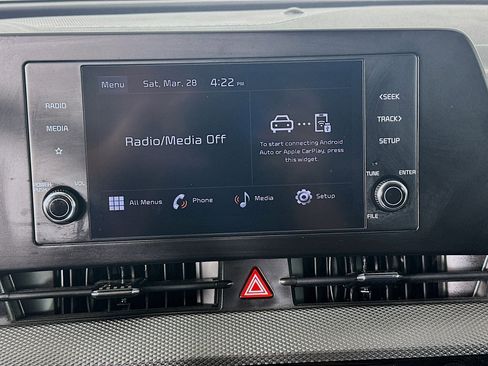 Used 2025 Kia Sportage LX image 19