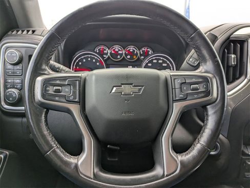 Used 2021 Chevrolet Silverado 1500 LT Trail Boss w/ Convenience Package II image 18