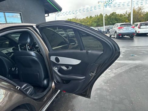 Used 2018 Mercedes-Benz C 300 Sedan image 16