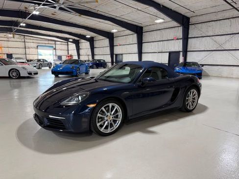 Used 2018 Porsche 718 Boxster RWD image 77