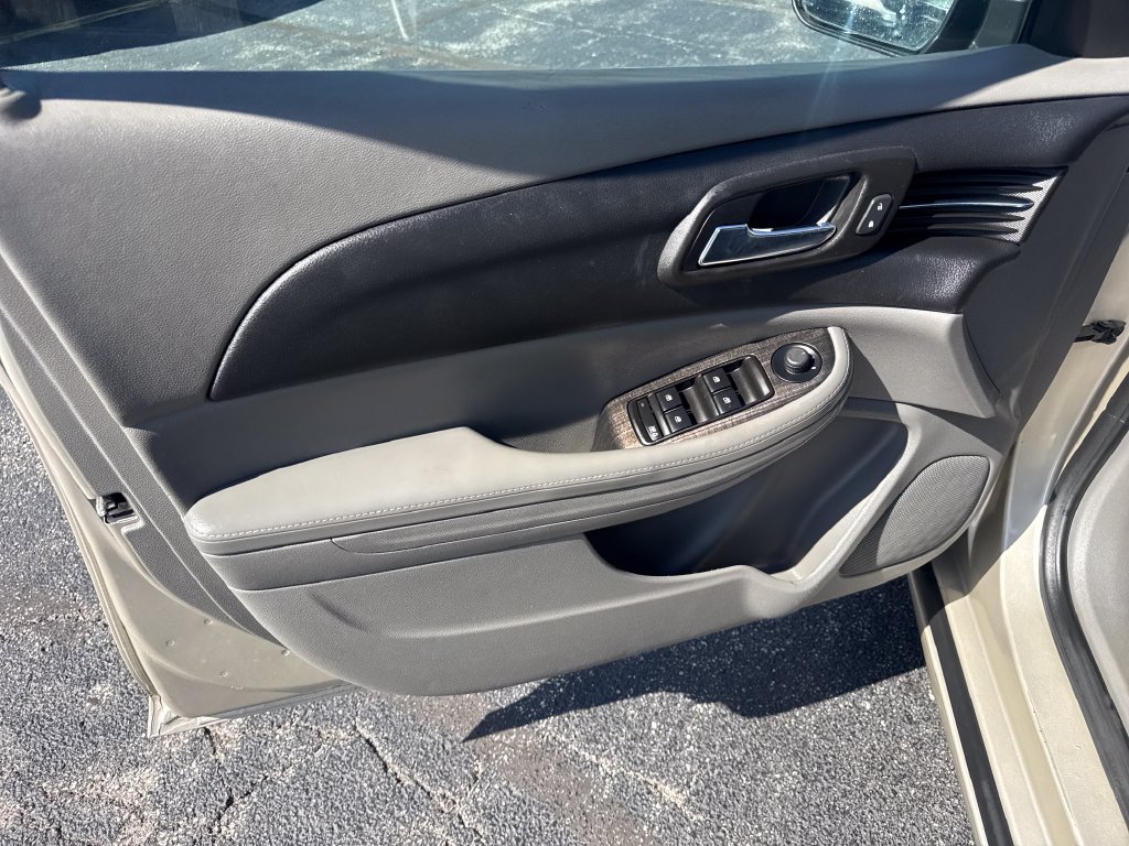 Used 2014 Chevrolet Malibu LT w/ Power Convenience Package FWD image 24