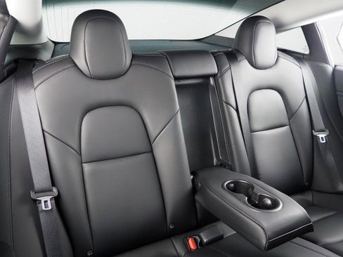 Used 2020 Tesla Model 3 Standard Range Plus image 18