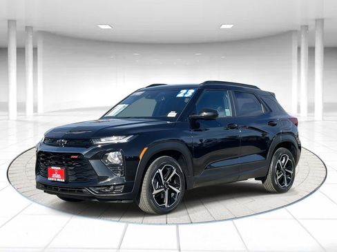 Used 2023 Chevrolet TrailBlazer RS w/ Convenience Package image 1