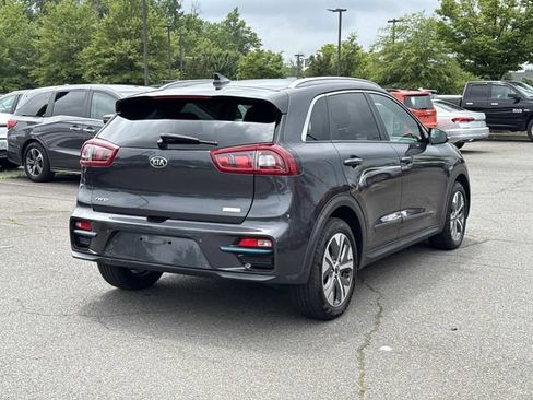 Used 2019 Kia Niro EX Premium w/ Cold Weather Package 1.0 FWD image 2