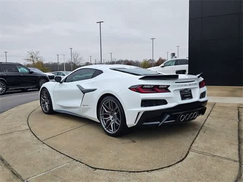 Used 2024 Chevrolet Corvette Z06 w/ Chrome Exterior Badge Package image 6