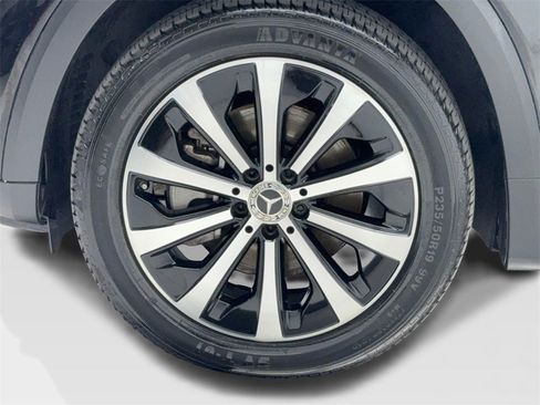 Used 2021 Mercedes-Benz GLB 250 w/ Premium Package image 50