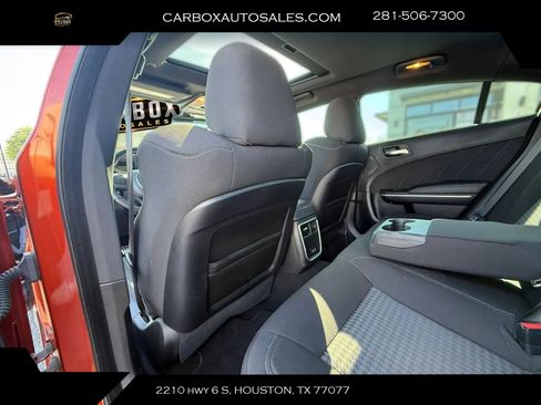 Used 2022 Dodge Charger Scat Pack w/ Harman/Kardon Audio Group RWD image 22