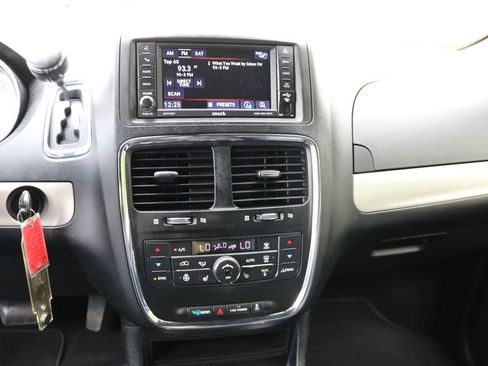 Used 2020 Dodge Grand Caravan GT image 20