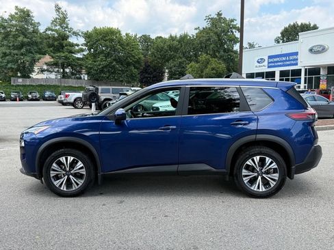 Used 2023 Nissan Rogue SV w/ SV Premium Package AWD/4WD image 5