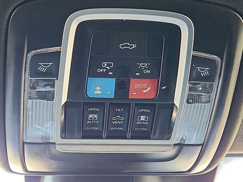 Used 2024 RAM 3500 Limited image 26