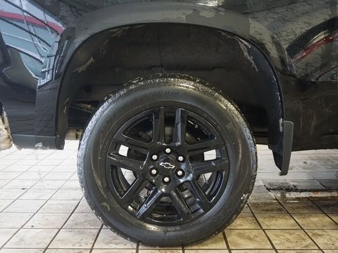 Used 2022 Chevrolet Silverado 1500 LT Trail Boss w/ Convenience Package II image 28