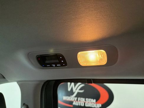 Used 2023 Honda Odyssey Elite image 21