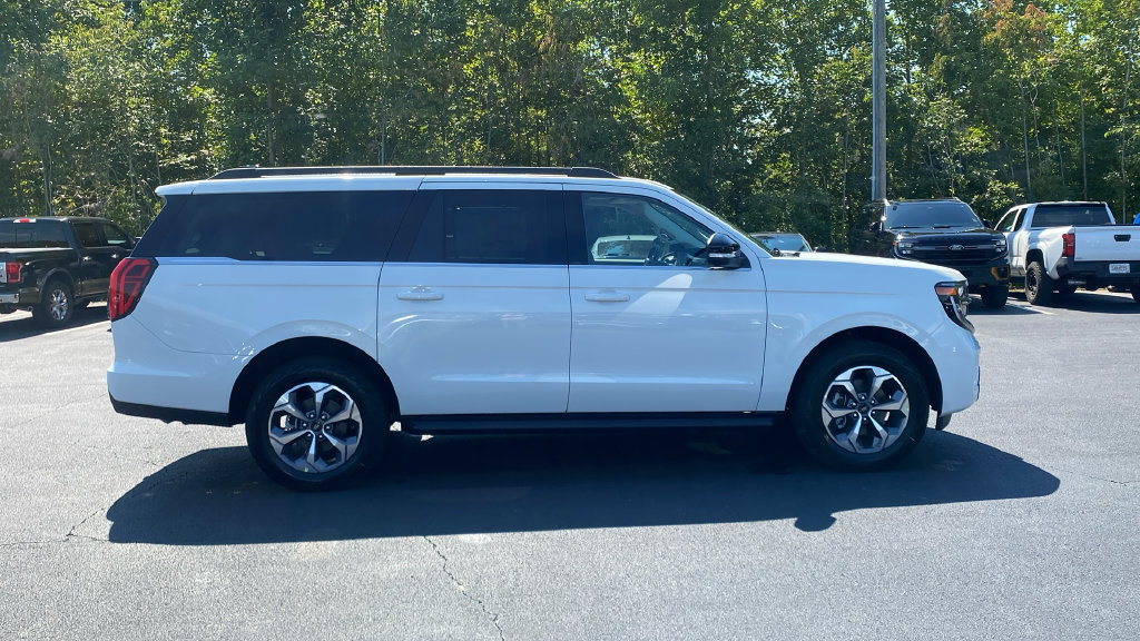 New 2027 Ford Expedition Max Active AWD/4WD image 4