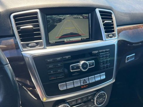 Used 2015 Mercedes-Benz ML 350 4MATIC image 23