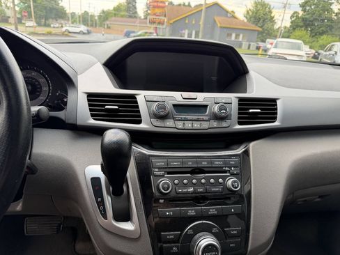 Used 2011 Honda Odyssey Touring image 16