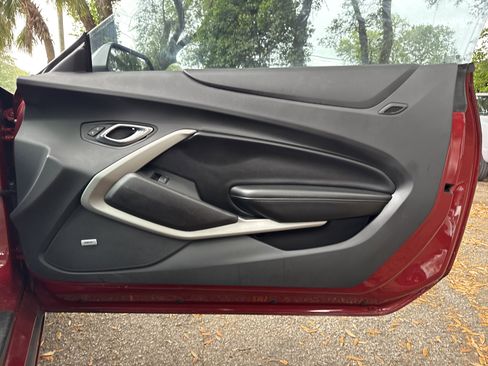 Used 2017 Chevrolet Camaro LT w/ Technology Package RWD image 27