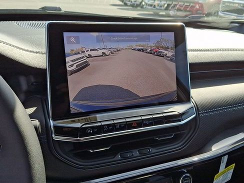 New 2026 Jeep Compass Limited image 12