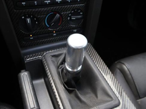 Used 2006 Ford Mustang GT RWD image 15