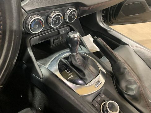 Used 2017 MAZDA MX-5 Miata Grand Touring image 18