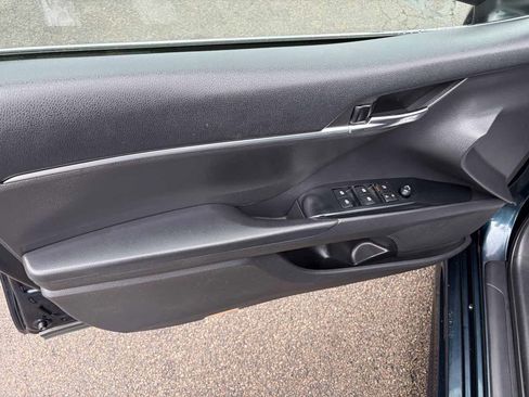 Used 2019 Toyota Camry SE w/ Carpet Mat Package FWD image 16