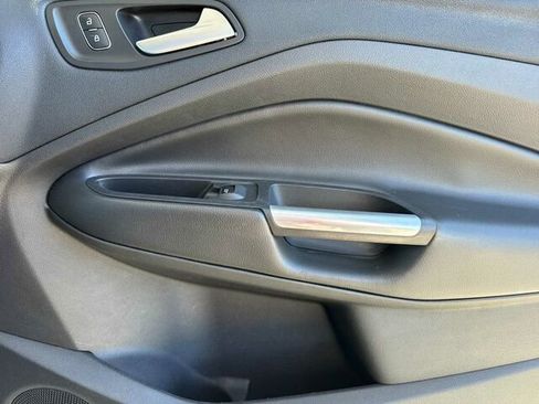 Used 2018 Ford Escape SE w/ Ford Safe & Smart Package image 20