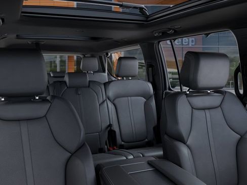 New 2025 Jeep Wagoneer L Series II w/ Convenience Group I AWD/4WD image 26