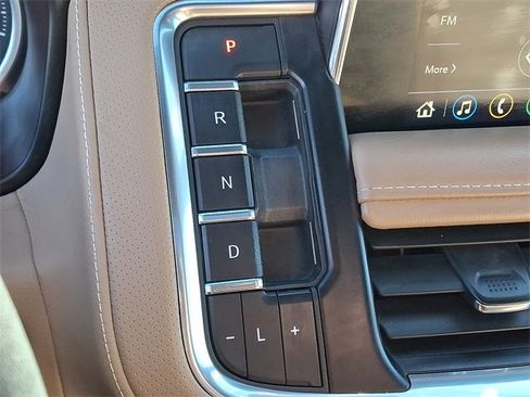 Used 2021 Chevrolet Tahoe Premier image 16