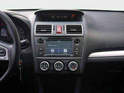 Used 2016 Subaru Crosstrek 2.0i AWD/4WD image 17