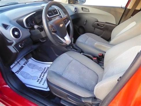 Used 2020 Chevrolet Sonic LT image 16