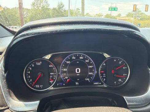 Used 2023 Chevrolet Traverse High Country AWD/4WD image 12