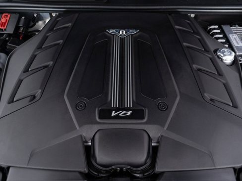 Certified 2025 Bentley Bentayga image 50