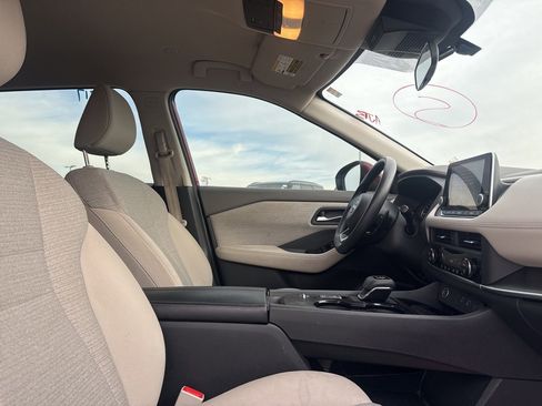 Certified 2023 Nissan Rogue SV image 11