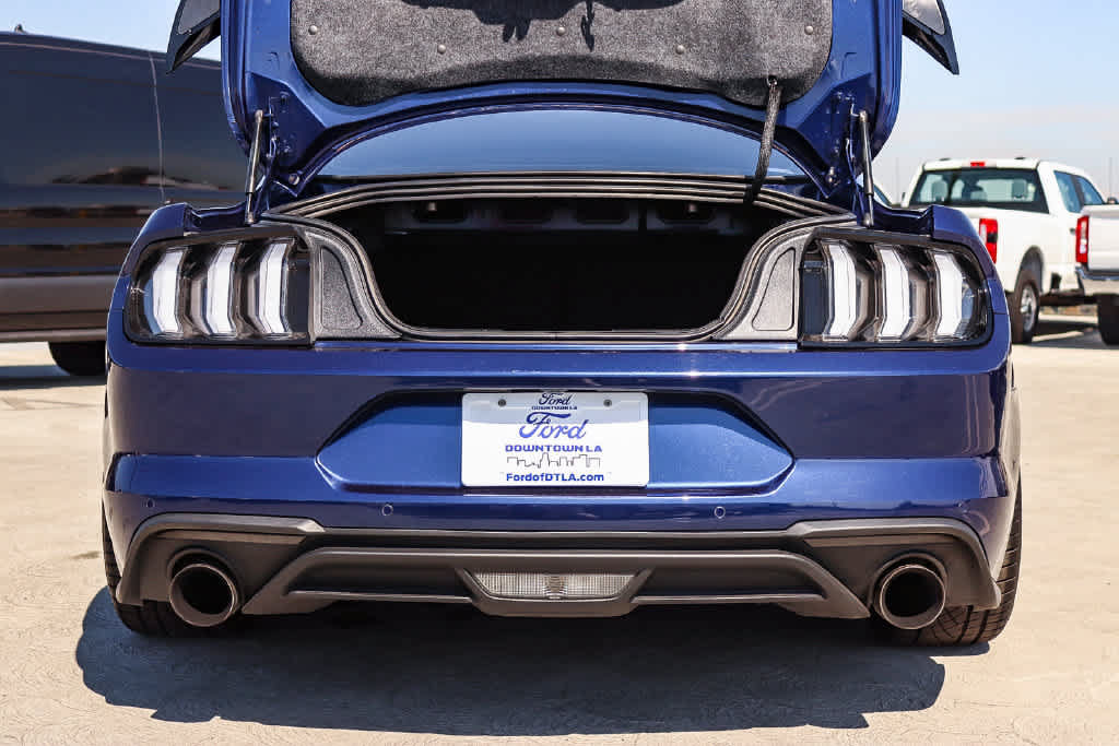 Used 2020 Ford Mustang Premium w/ Equipment Group 201A RWD image 27