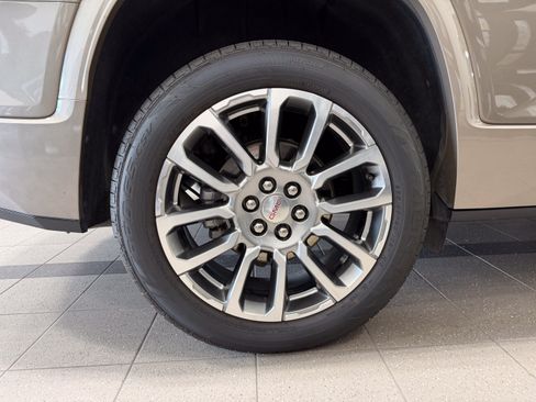 Used 2023 GMC Acadia Denali w/ Trailering Package FWD image 10