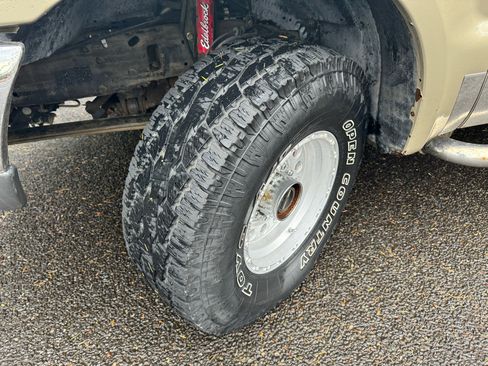 Used 2000 Ford F350 XLT image 34